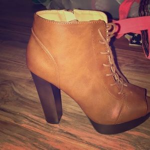 Charlotte Rouse heels!